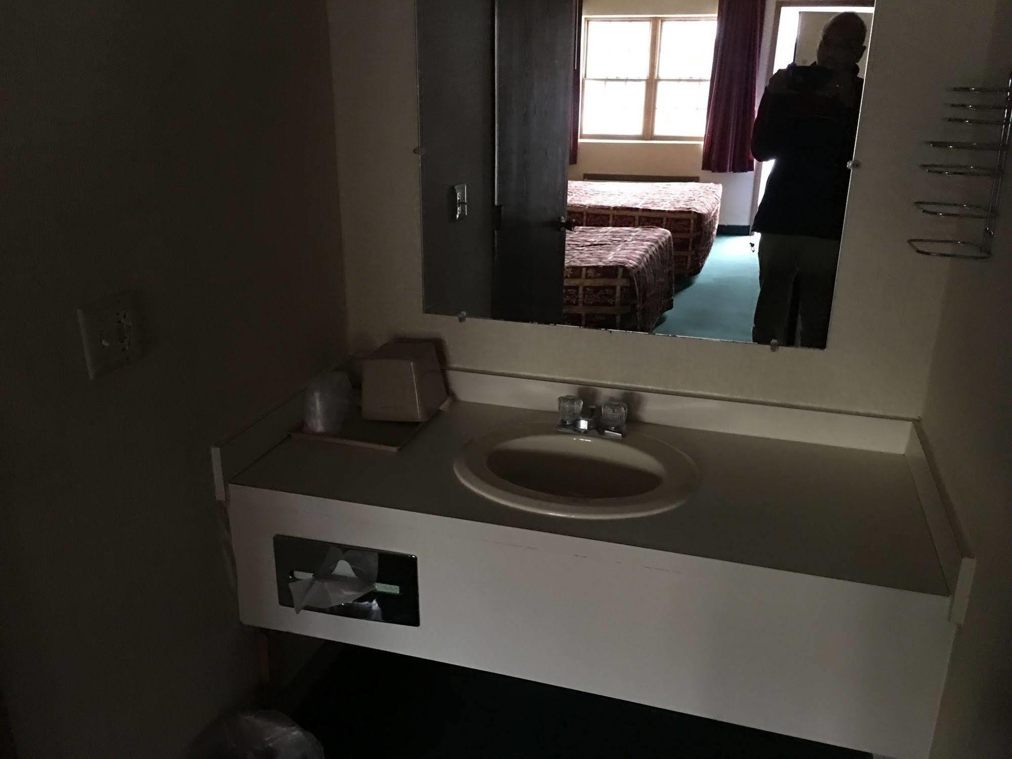 Parkway Inn Vestal Eksteriør billede